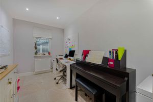 Photo 16- click for photo gallery